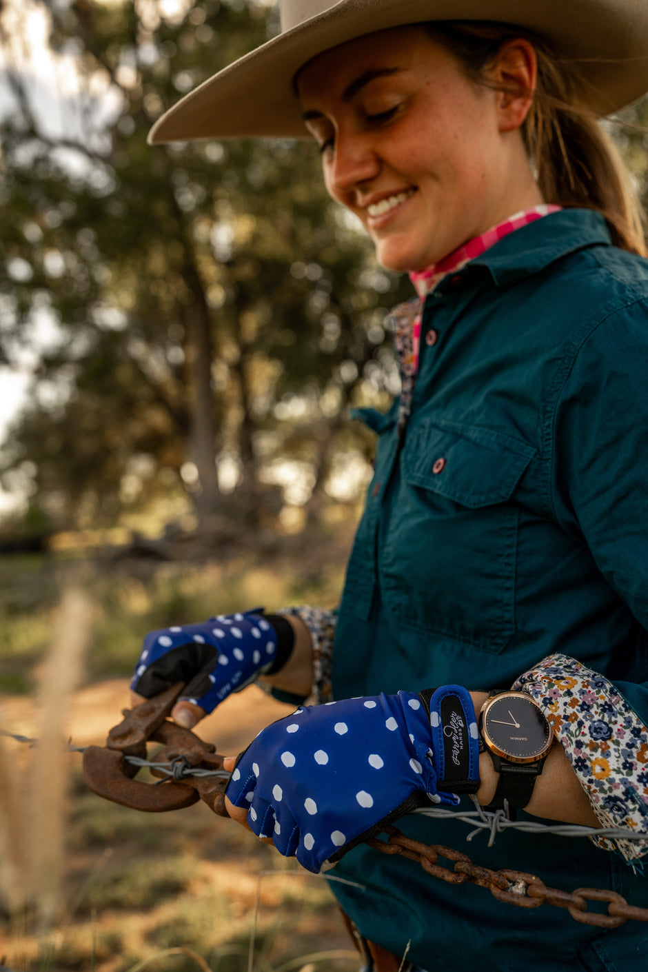 FarmHER Hands | 'Bluebelle' | UPF50+ Gloves main image 1