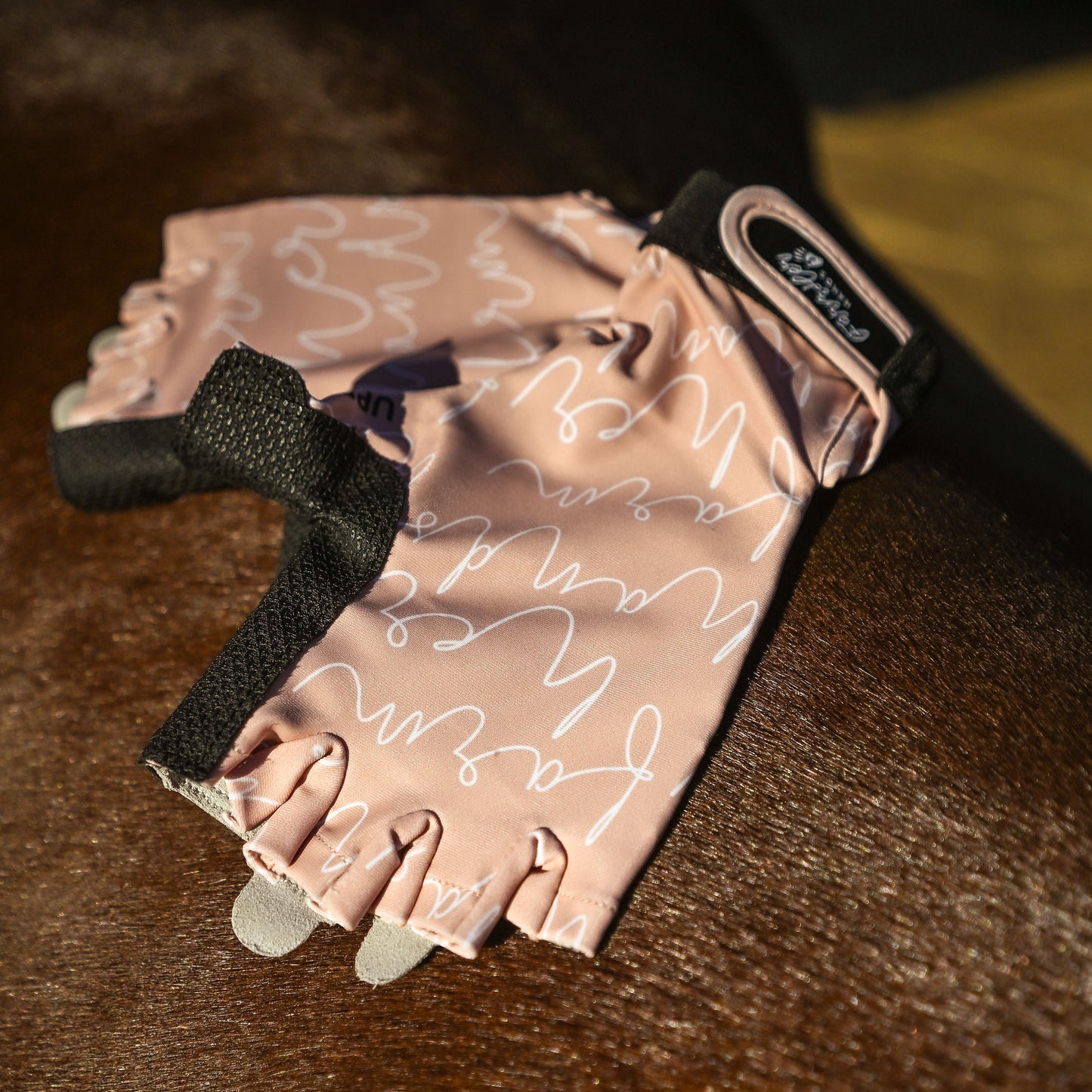 Barely There UPF50+ Gloves